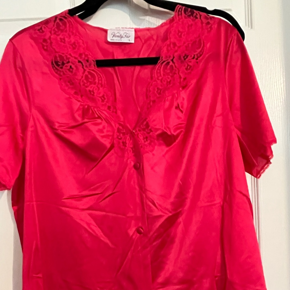 Vanity Fair Vintage 2 piece Pajamas Set, XL,  Pink, 100%nylon, pre-owned